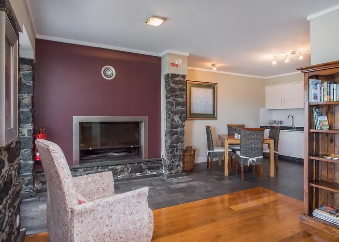 Number 15 Ocean & View *