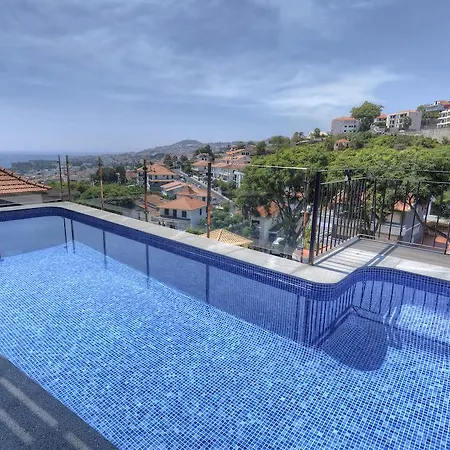 Number 15 Ocean & View