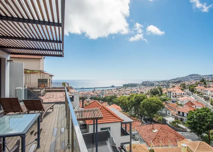 Number 15 Ocean & View Funchal (Madeira)