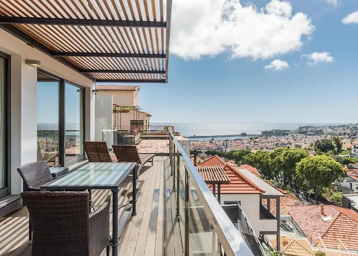 Number 15 Ocean & View Βίλα