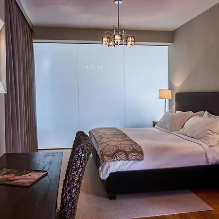 Number 15 Ocean & View